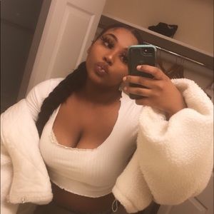 Meet your Posher, Paris